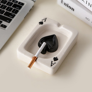 Creative Playing Card Ashtray Home Decoration Modern Living Room Table Ornaments Simple Smoking Accessories Decorative Ash Tray