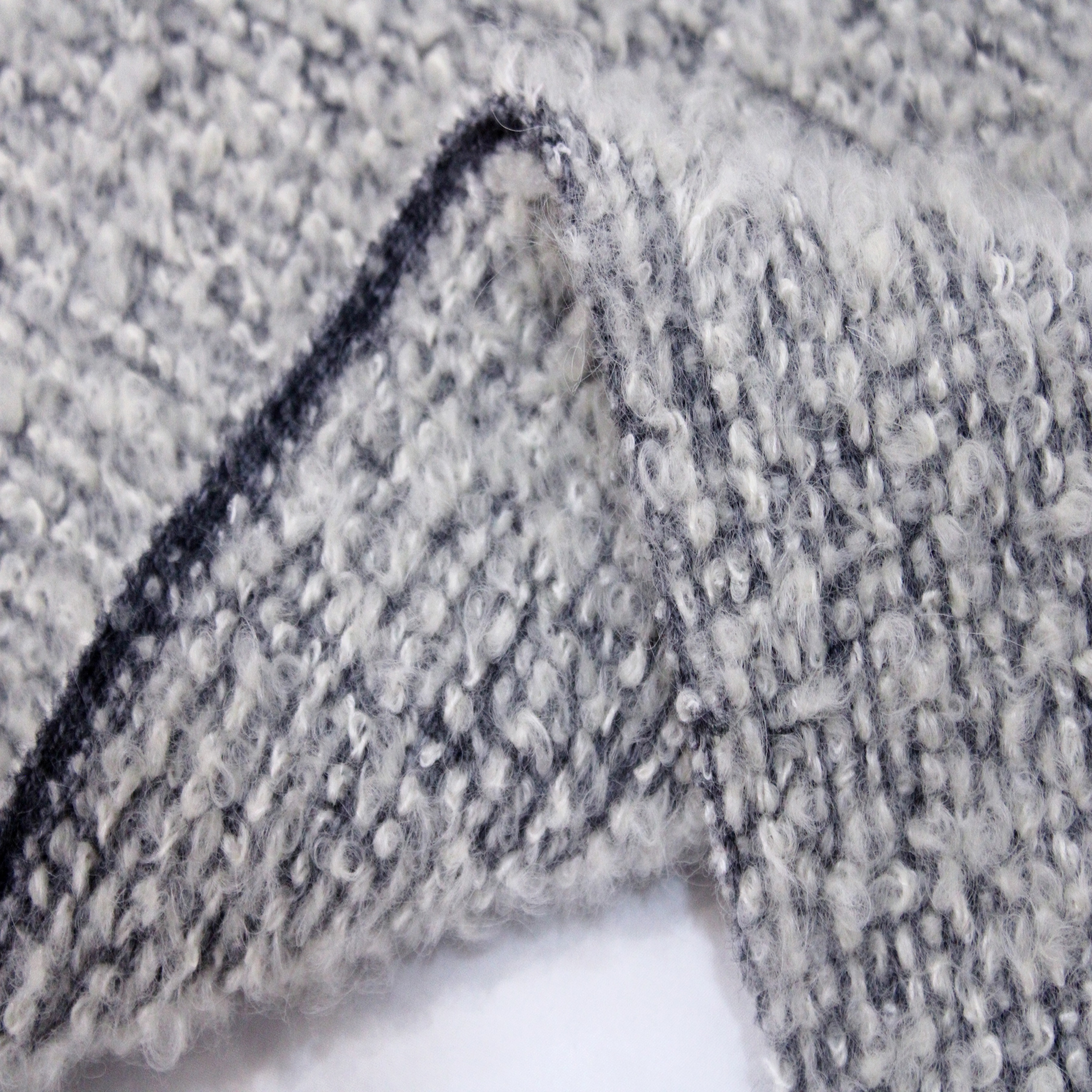 Wholesale Factory High Quality White Black Anti Pilling Mohair Wool Loop Fancy Yarn Alpaca Jacquard Wool Tweed Fabric