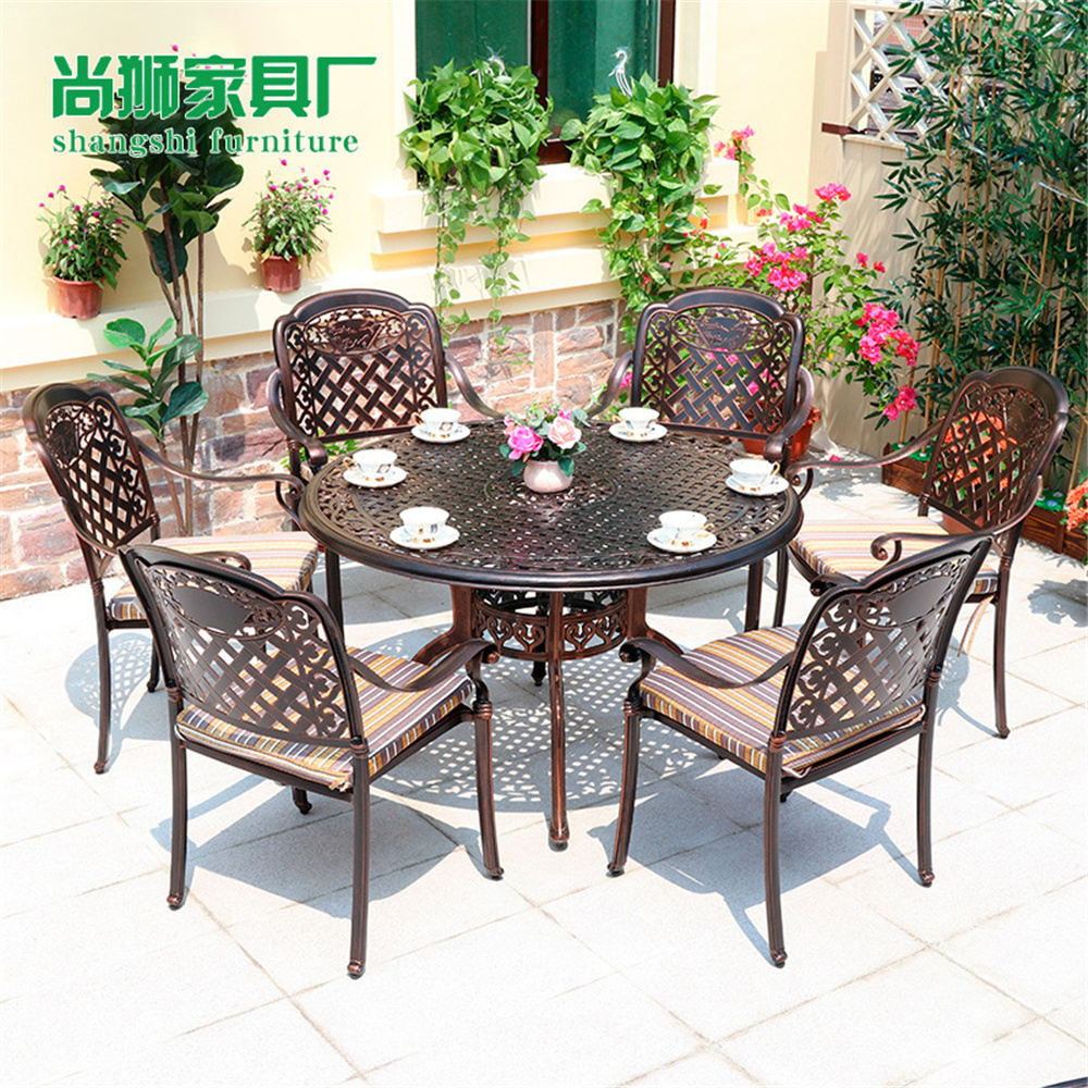 2022 hot sale Bistro Sets Metal Patio Chair Set Furniture Cast Antique Outdoor Aluminum Garden Patio Table and Chair Set