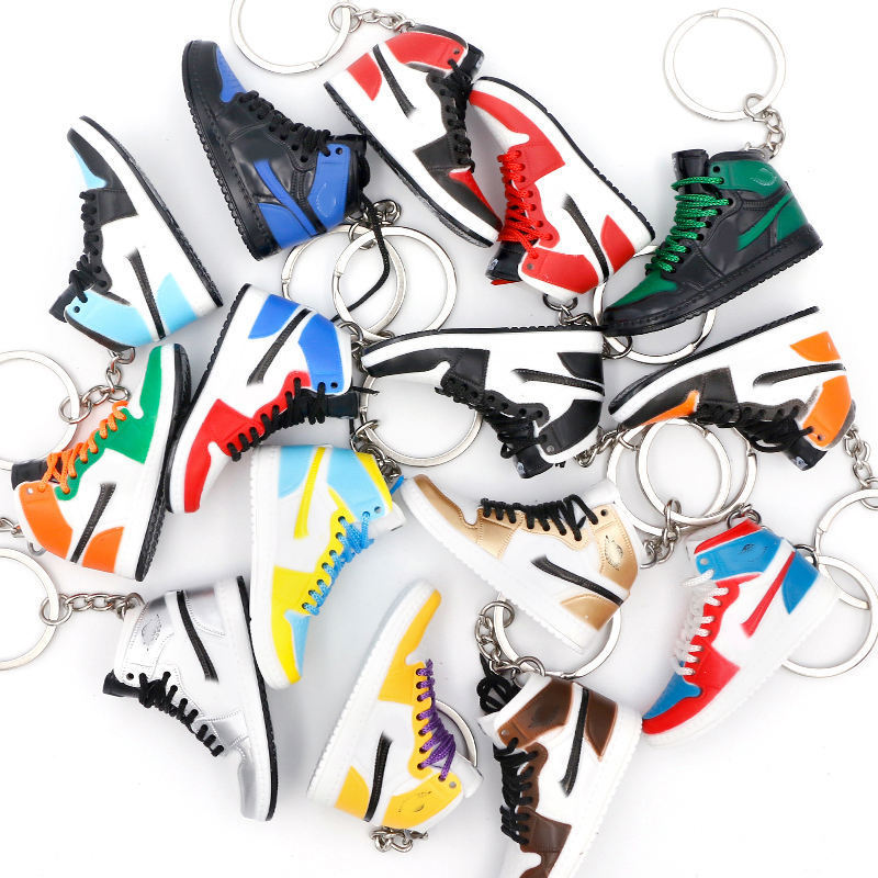 Wholesale PVC 3D Key Chain Mini Sports Shoes Basketball Shoes Model Basketball Shoes Key Chain Commemorative Gift