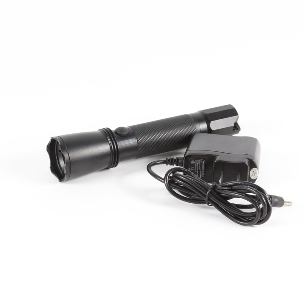 Black High power long distance lighting  portable 1000 lumens usb rechargeable led tactical zoom flashlight  cheap low price