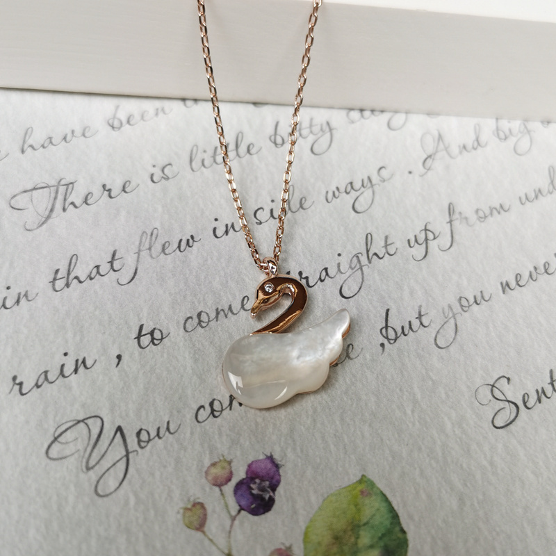 Dainty jewellery rose gold white MOP shell zircon elegant swan pendant necklace women jewelry