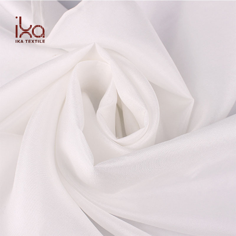 Wholesale 100% Chinese Custom Plain White 8mm Habotai Hand Rolled Lady Pure Silk Scarf for Painting