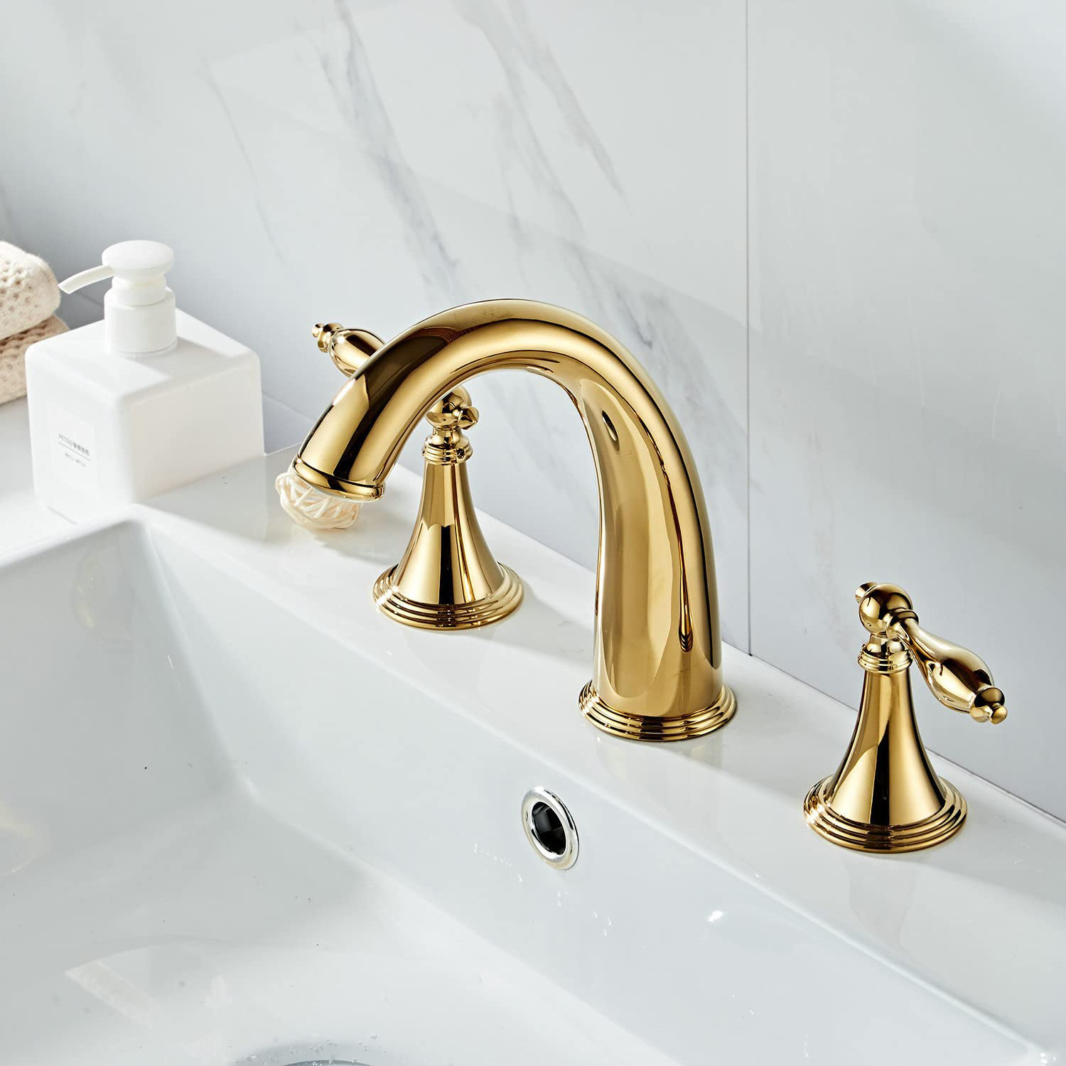 8 inch 2 Handles Antique Brass Bathroom Vanity Faucet Basin Mixer Tap Faucet Polished Gold Widespread Bathroom Sink Faucet