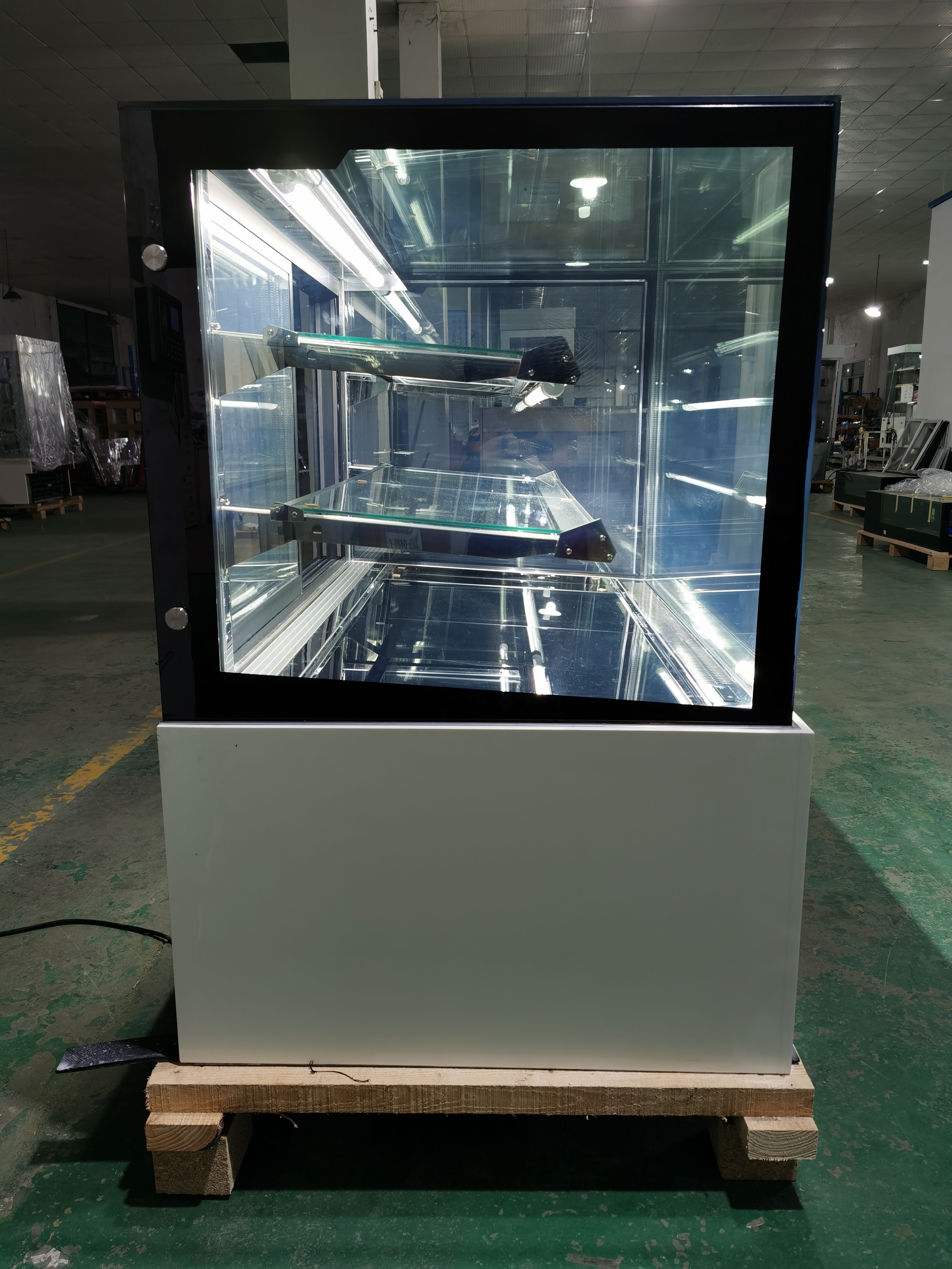 cake display counter,baker showcase fridge,commercial refrigerator equipment