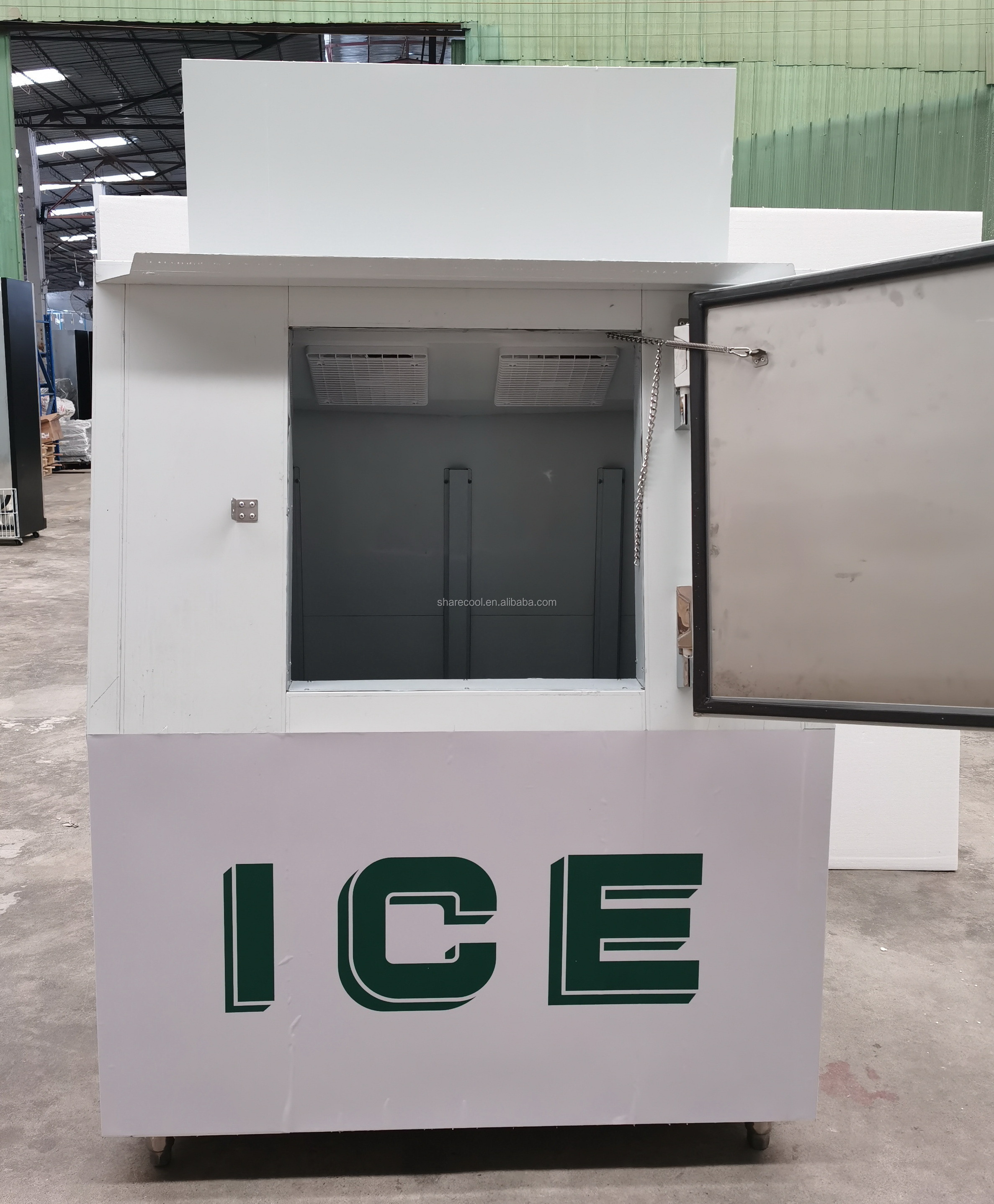 Slanted Solid Door Outdoor Freezer Ice Merchandiser Bagged Ice Storage Freezer