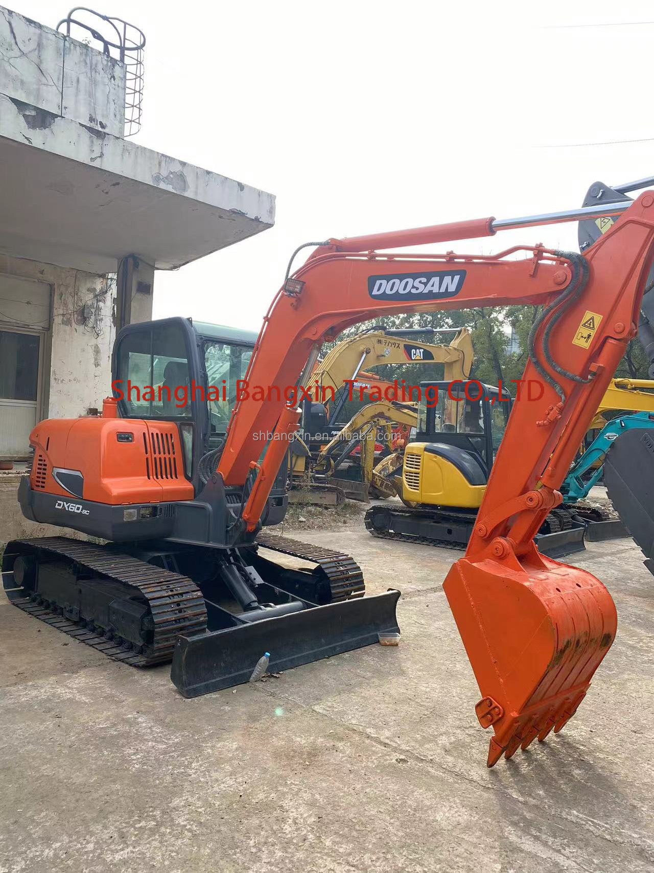 global hot-selling used excavator Korea second hand Doosan DX60 excavator mini excavator