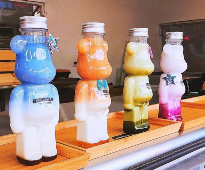 Free Sample 500ml cute bear animal transparent shape summer milk tea juice plastic bottles from Vanjoin