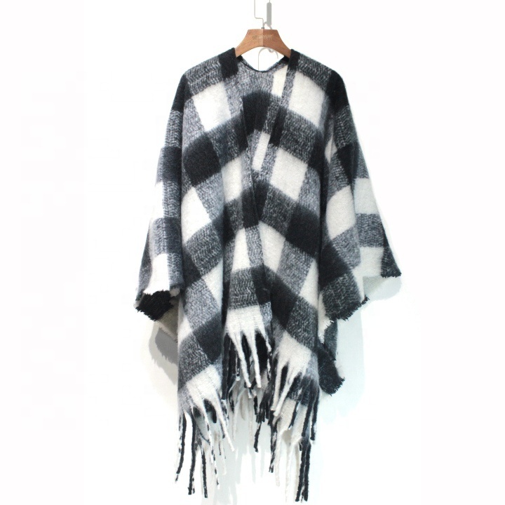 OEM Custom Long Fringe Classic Stylish Cozy Fluffy Plaid Stripe Check Women Lady Winter Throw Wrap Cape Scarf Shawl Poncho