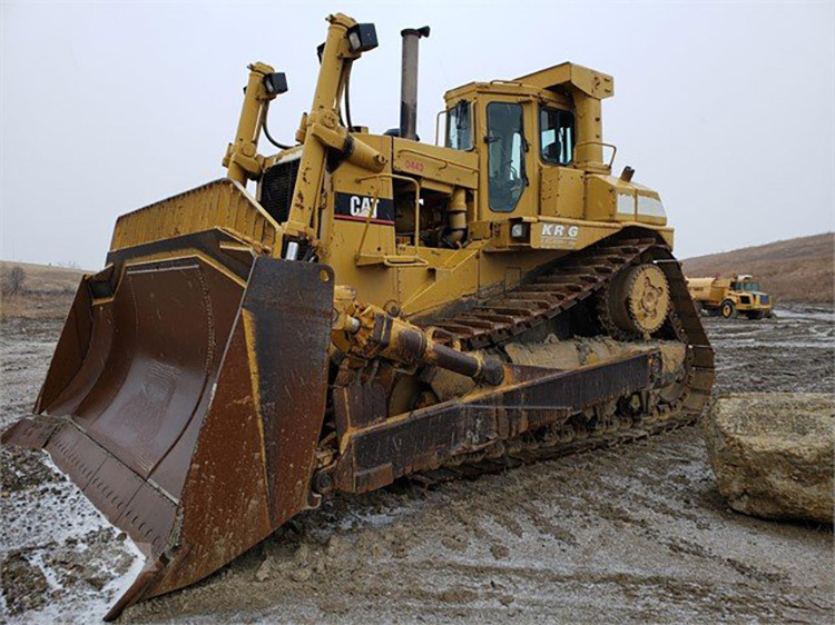 Original Used Cat D10  Bulldozer Secondhand Crawler Bulldozer price Caterpillar D9 D9R D10N D10L D10H D10R For Sale