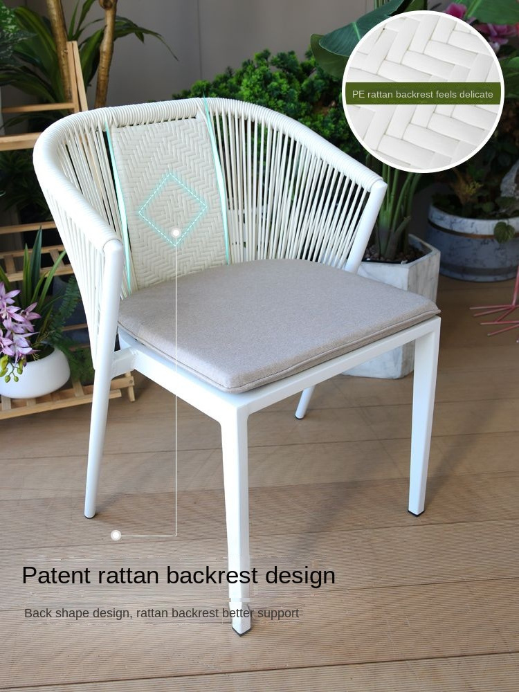 European Paten Design Morden Patio Table and Chairs 3pieces Outdoor Garden Rattan Table Chair Set