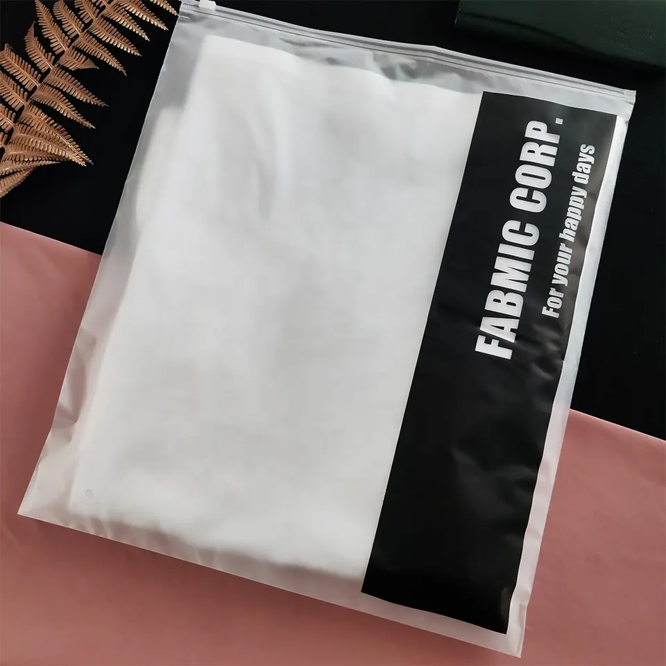 Custom Printed Logo T Shirt Plastic Zip Lock Bag Resealable Matte Frosted Zipper Bags for Clothing Packaging