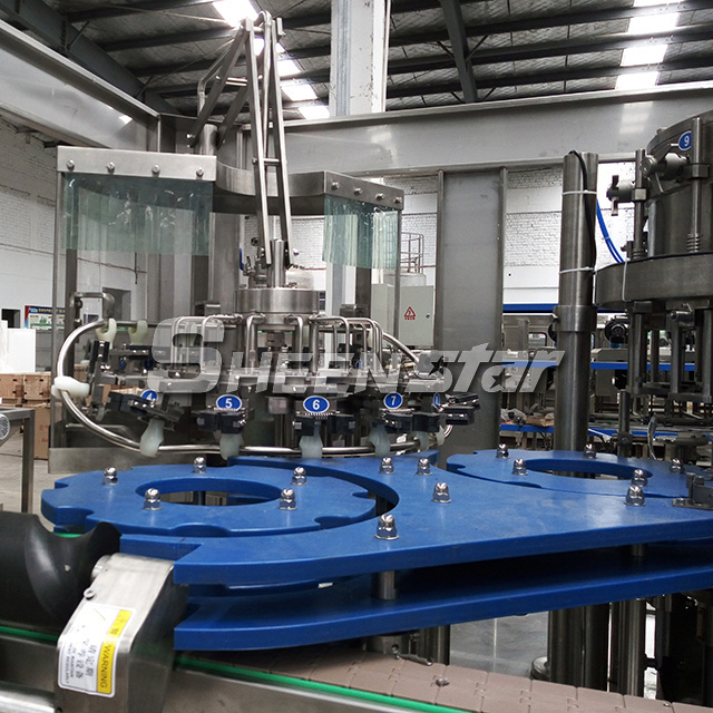 Economy Rotary Type Filling Machine For Cola / Carbonated Soft Drink