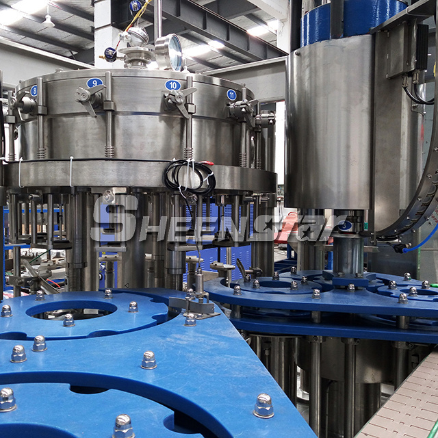 Economy Rotary Type Filling Machine For Cola / Carbonated Soft Drink