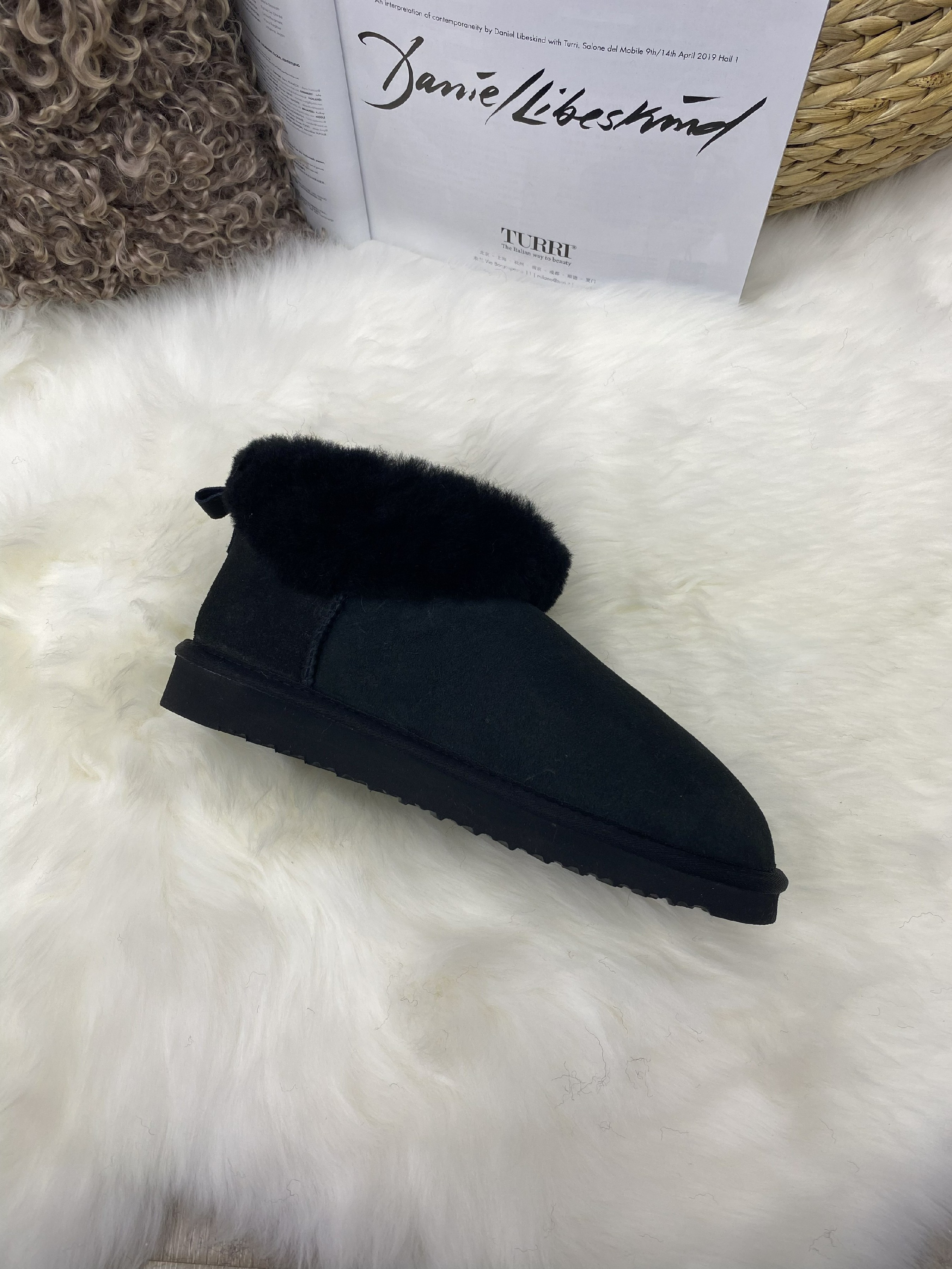 Wholesale Winter Women's Snow Boots Ankle Women Shoes Bow Girls Lady Designer Luxury Short Fluff Bows For ug snow boots