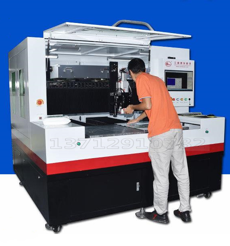 Factory Supply  double platforms  Pico-Second Car mounted rearview mirror glass laser cutting machine and CO2 Slicer