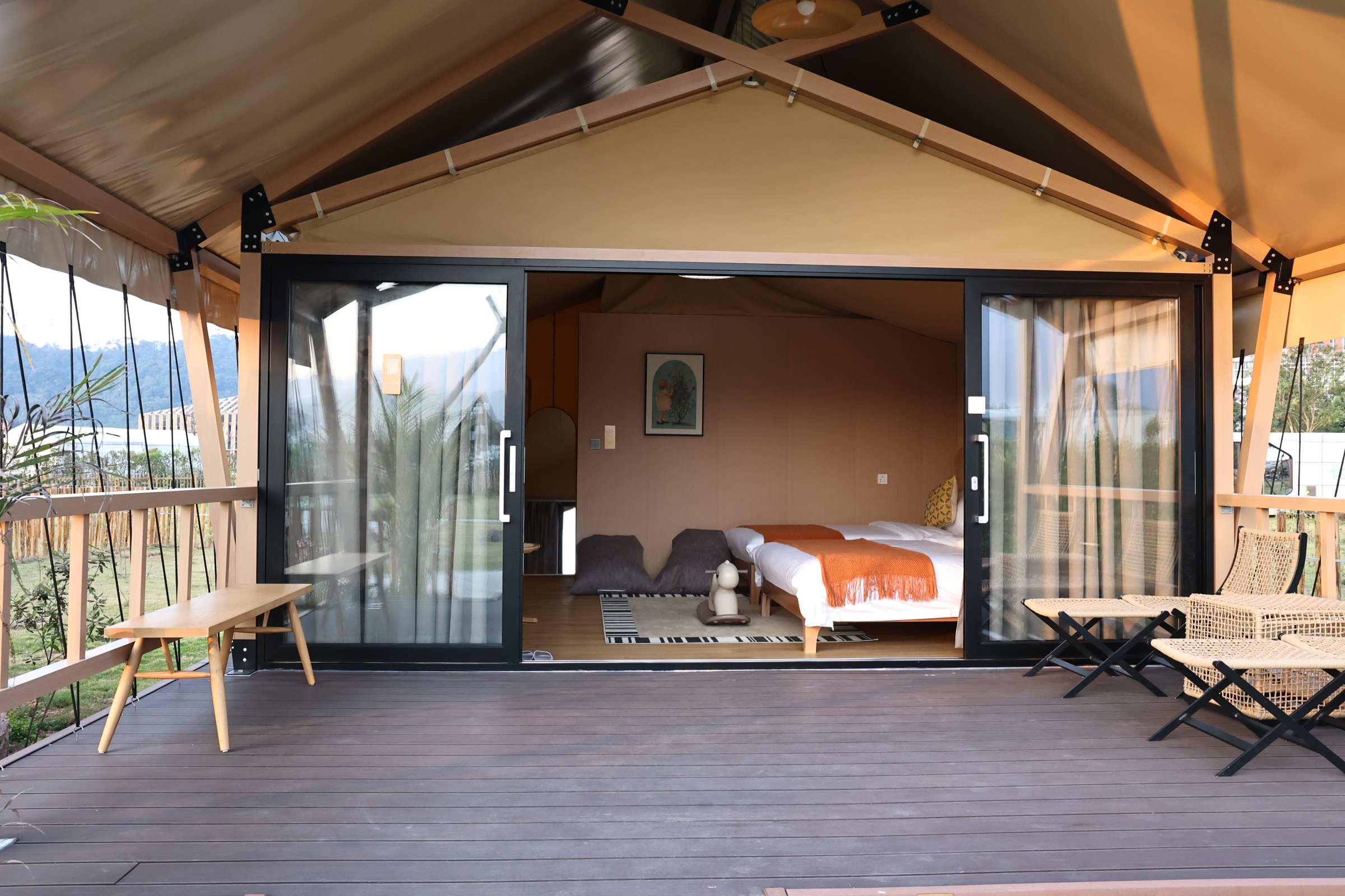 Outdoor tente safari lodge lux lodge Canvas Glamping Luxury Safari Glamping Tent with washroom