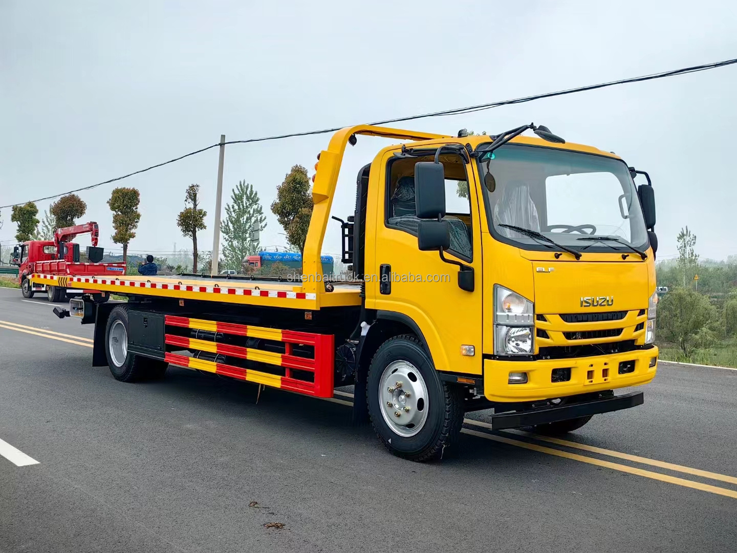 Japanese ISUZU 4X2 Diesel Engine Wreker Tow Truck 3Ton 4Ton 5Ton 6Ton Flatbed Tow Truck Rollback Wrecker Bed for Sale