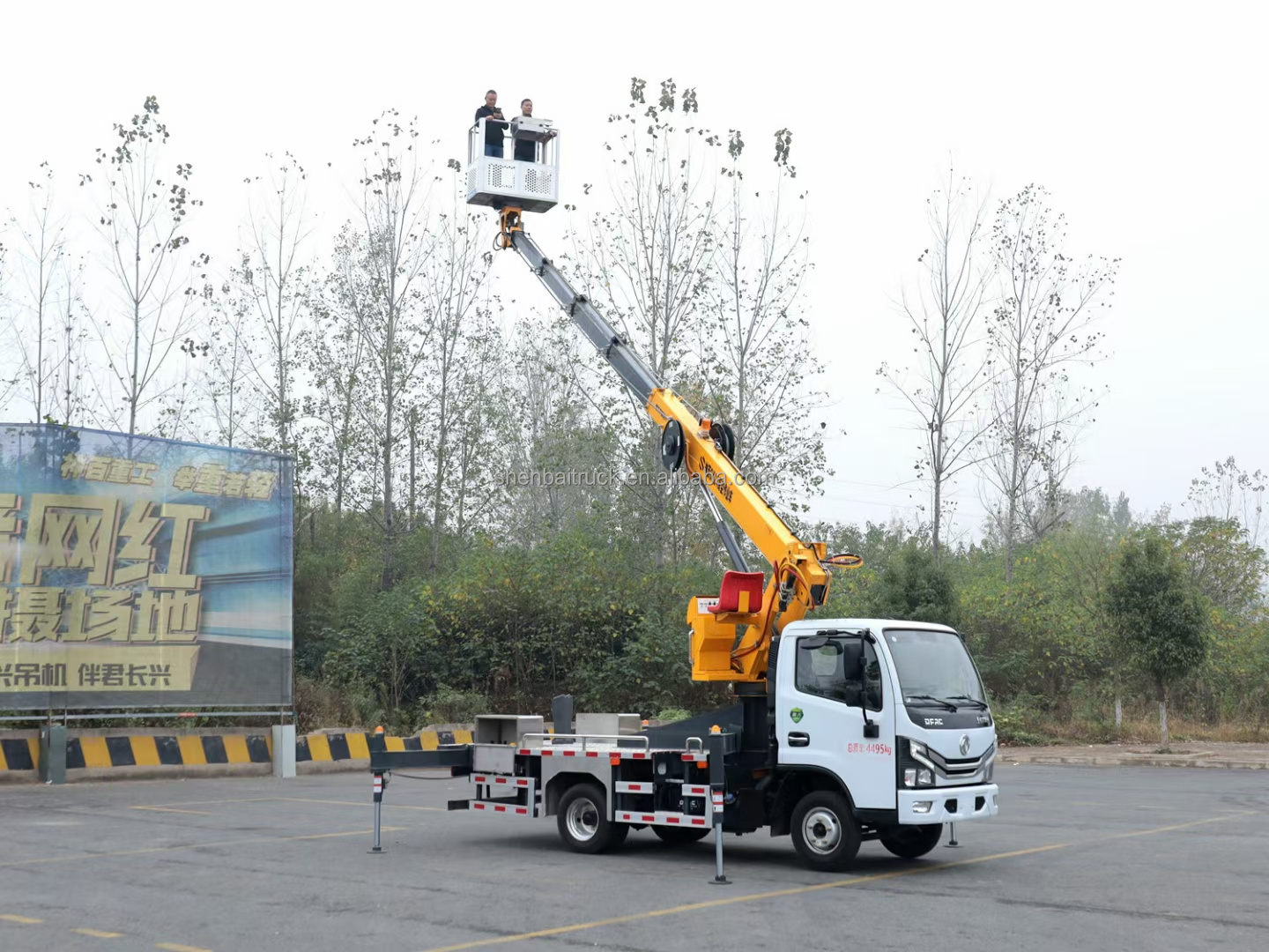 ShenBai official 4x2 24M Bucket High Altitude Operation Truck hydraulic lift platform truck