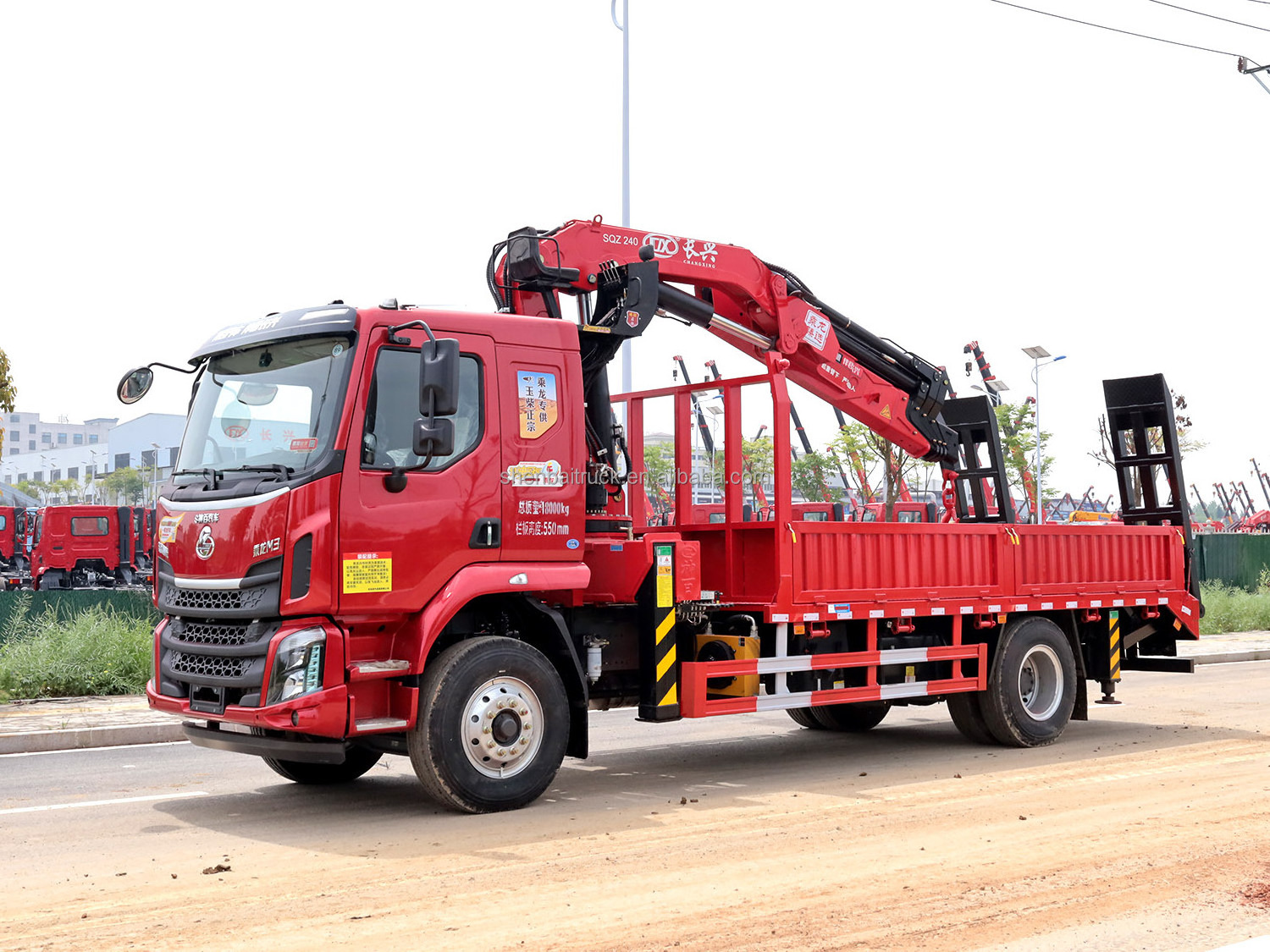 China Top Sale 6X4 Truck Chassis 270hp 320hp 10Ton 12Ton 16Ton Lorry Knuckle Boom Crane Truck