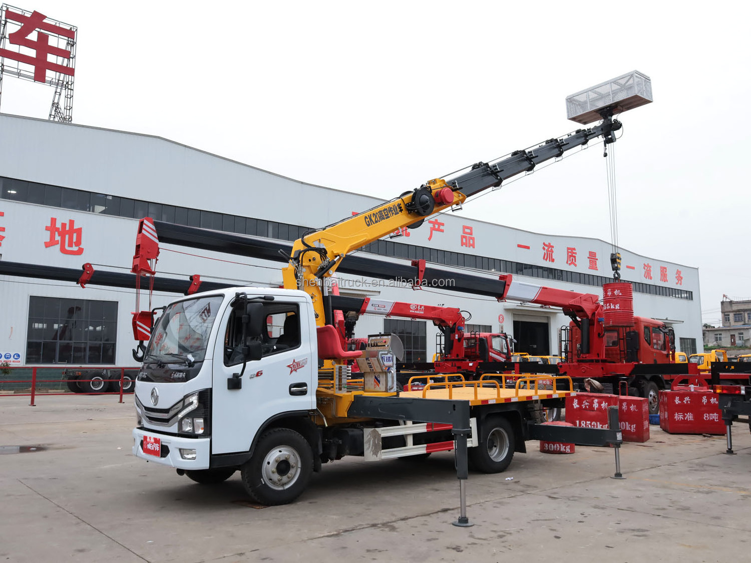 Dongfeng 4x2 Truck Mounted Crane Shenbai 5Ton Stiff Boom Crane with 20M Aerial Work Platform Truck on sale