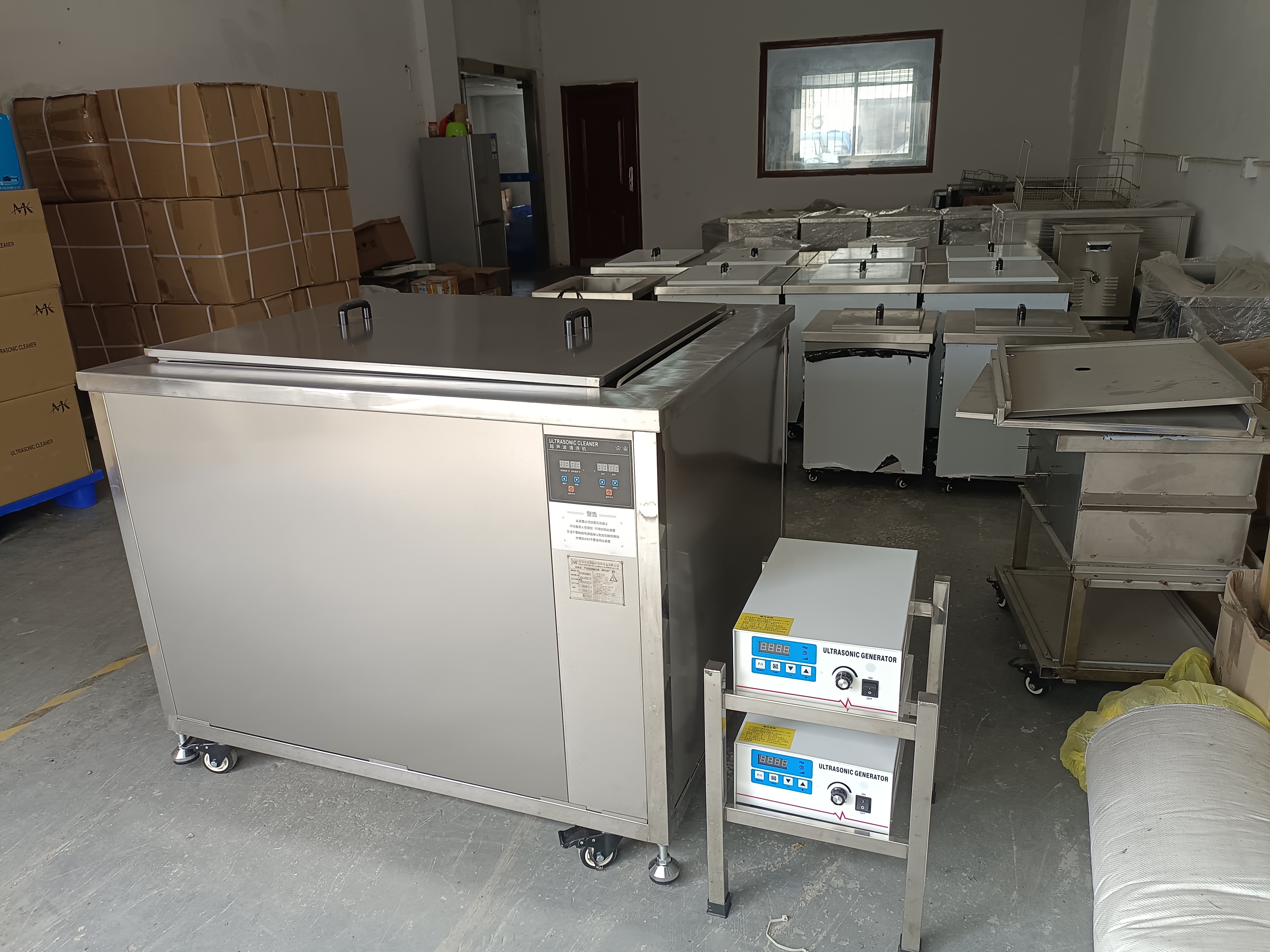 China factory direct supply 360L 3600W 40KHz  industrial ultrasonic cleaning machine  for engine block  parts clean