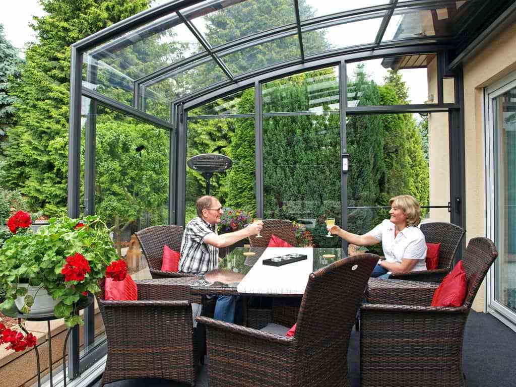 New Design Prefabricated Winter Garden Patio Enclosure Wall Attached or Free Standing 4 Seasons Sunrooms Glass Houses