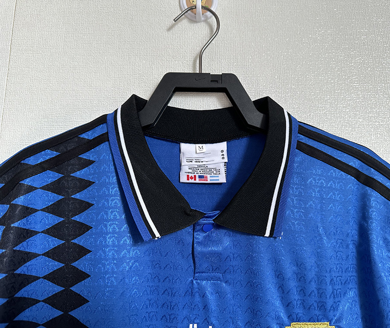 Selling high quality classic vintage club football uniform 1994 Argentina No. 10 Messi jersey