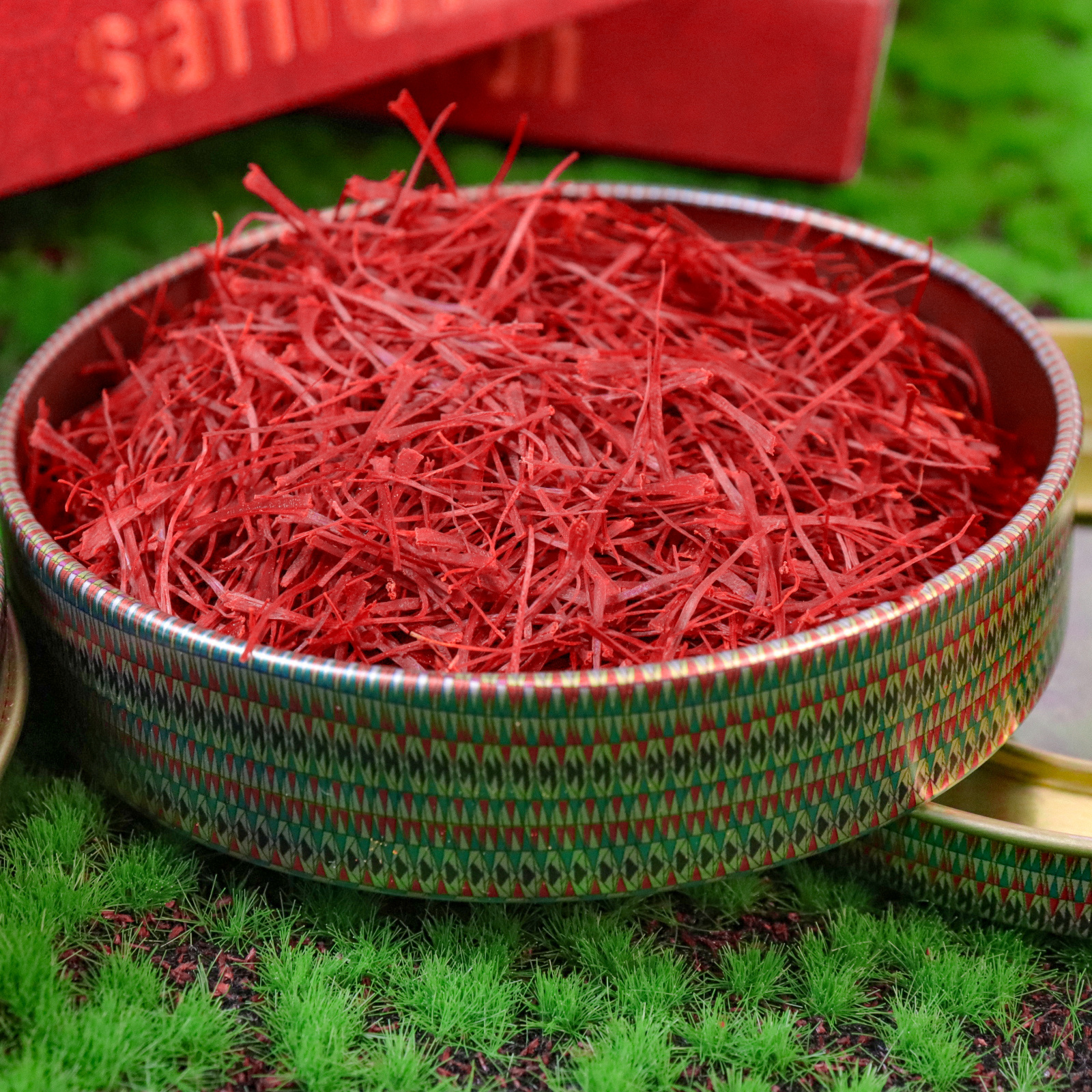 Natural 0riginal 100% pure saffron seeds Zang hong hua bulk  herb spice saffron tea super negin saffron