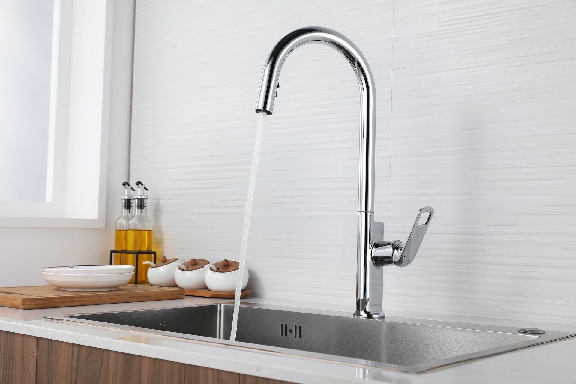 Modern Design Sanitary Ware Pull Down Spray Kitchen Faucet Single Handle Single Hole Kitchen Sink Faucet