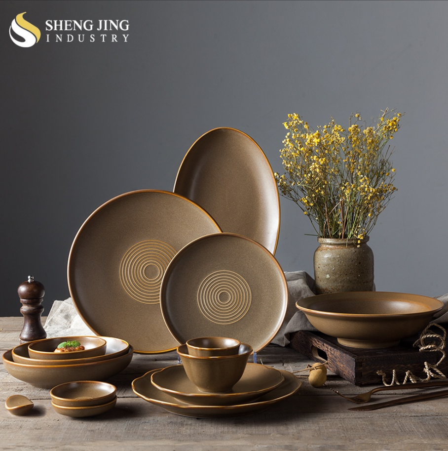 Modern Brown Glaze Gold Rim Matte Juego Vajillas De Porcelana Ceramic Tableware Full Dinner Ware Set For Hotel Restaurant