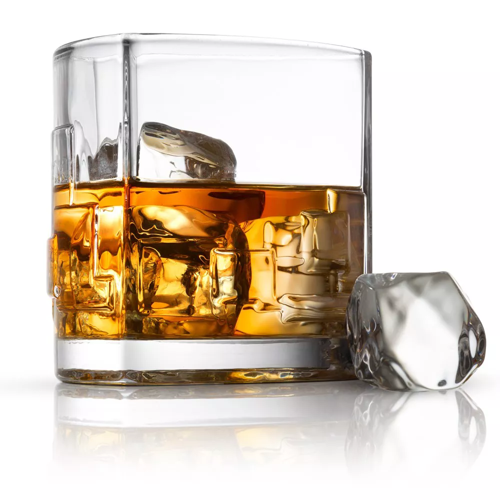 Gift New Arrival Square and Cube Glasswares at Wholesale Price clear shot glass Engraved Triangle Shape Whisky Glass Set