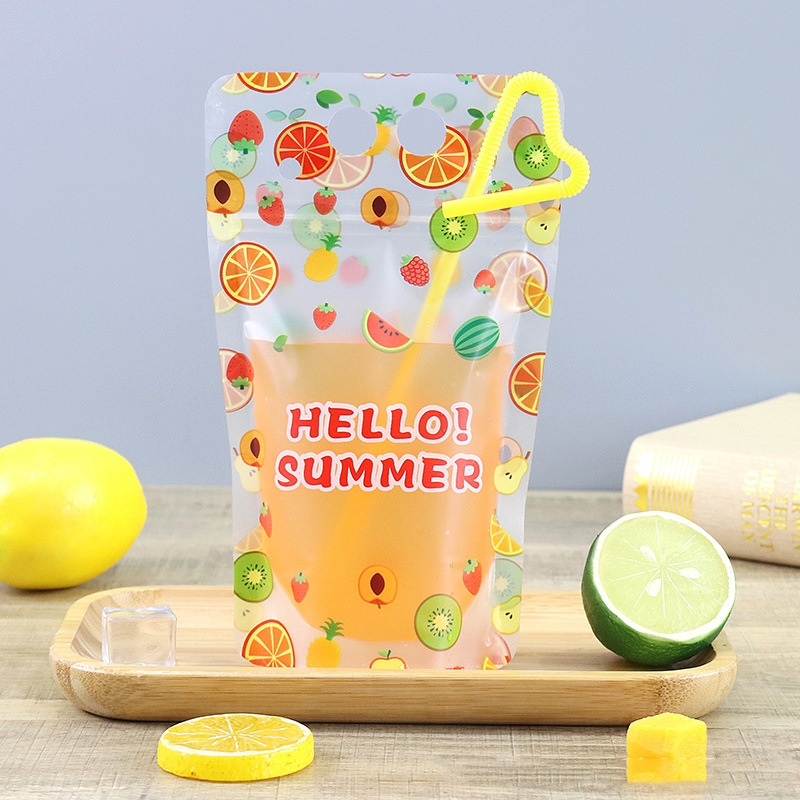 Transparent reusable zipper liquid packaging bags plastic fruits juice pouch bag drinking pouch with straw hole