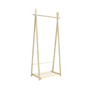 High Quality Factory Wholesale Price Custom Natural Wooden Hanger Stand For Japan