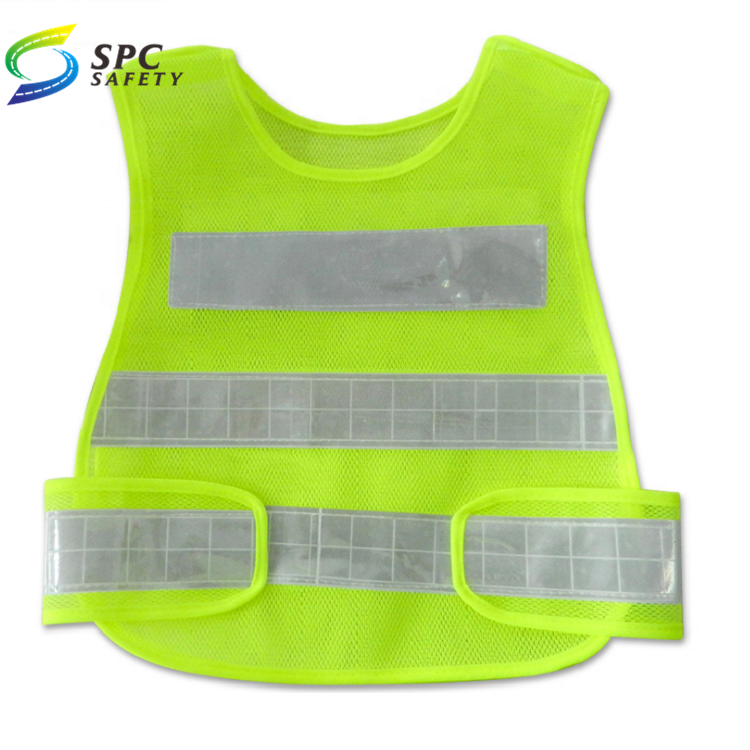 Four reflective strips green color hi vis customizable outdoor activities safety vest for children