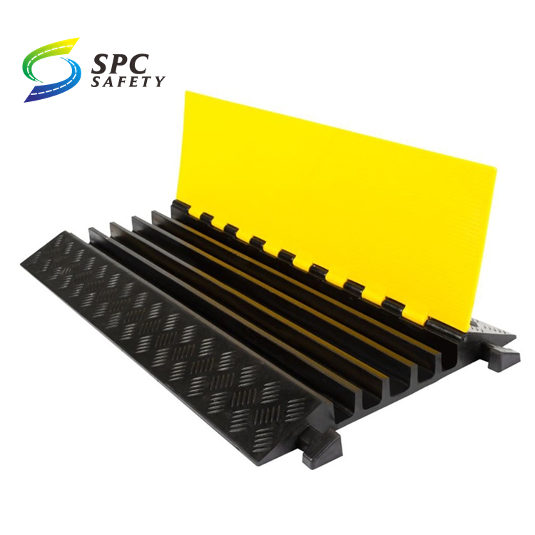 Construction Road floor heavy duty Pvc red protective cover 5 channel cable guards Rubber cable protector ramp speed bump