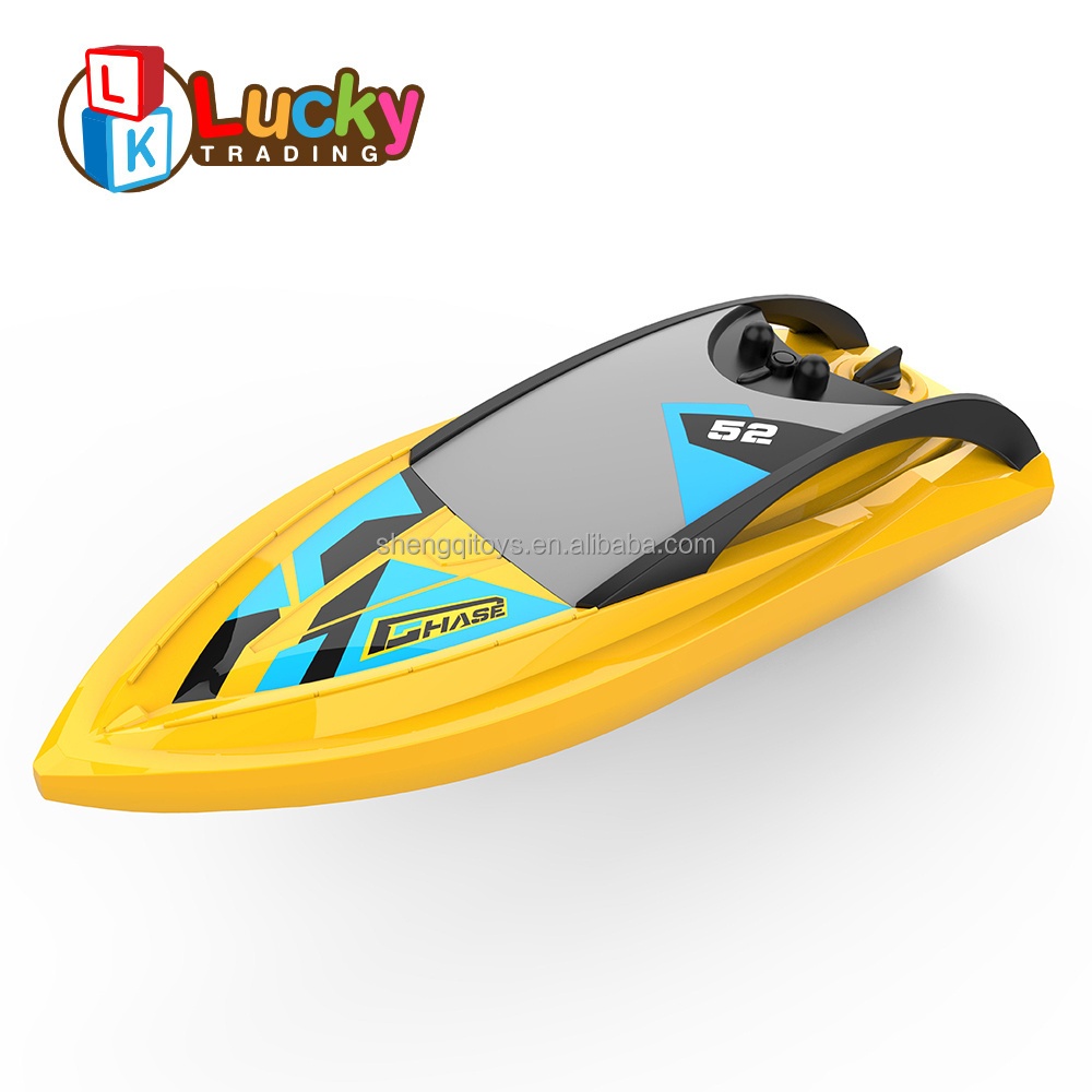 Mini RC Speedboat 1:47 2.4GHz Boat for Boys Radio Controlled Boats with Rechargeable Battery Remote Control Boat for Pool&Lake