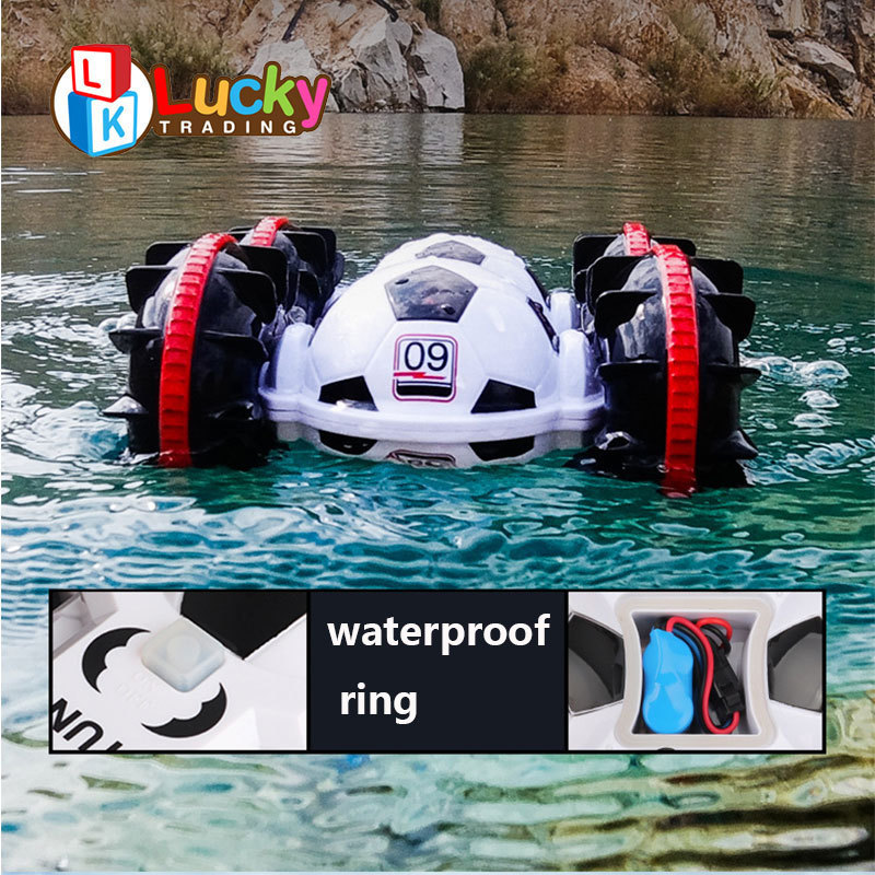 2.4G Stunt Waterproof Two Sided Tank Toys Amphibious Four Wheel Drive Radio Control Stunt Car