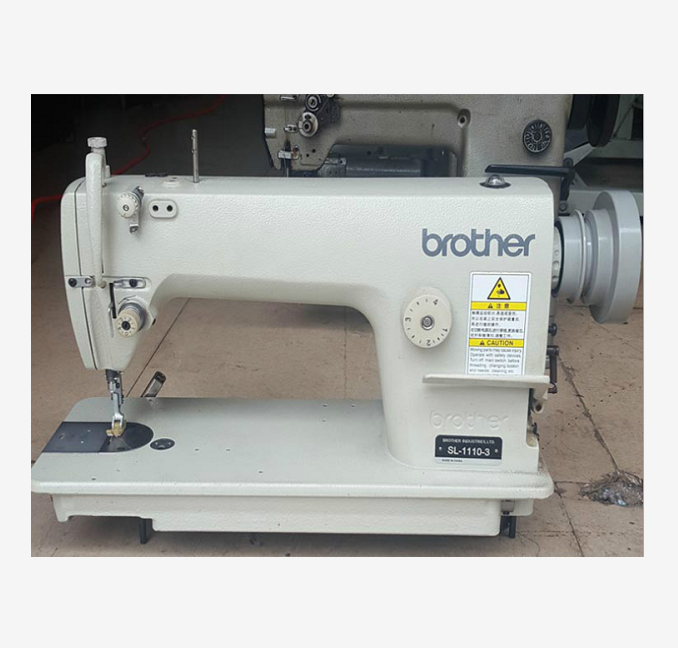 Used Brother 1110 Electric Single Needle Industrial Lockstitch Sewing Machine Sewing Machine For Sale