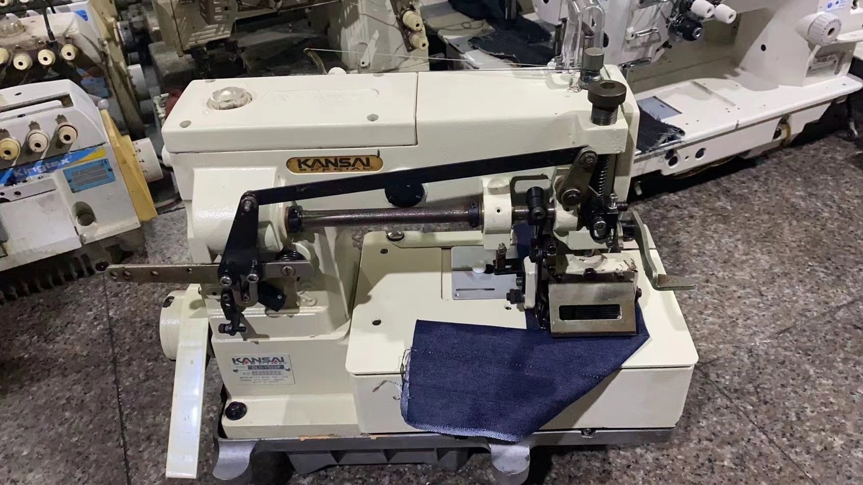 1508 Kansai special sewing machine 1508 flat double chain sewing machine men's jeans belt sewing machine