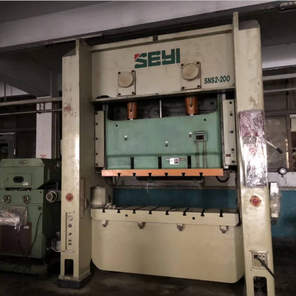 Full stock used Seyi 300T press machine for metal