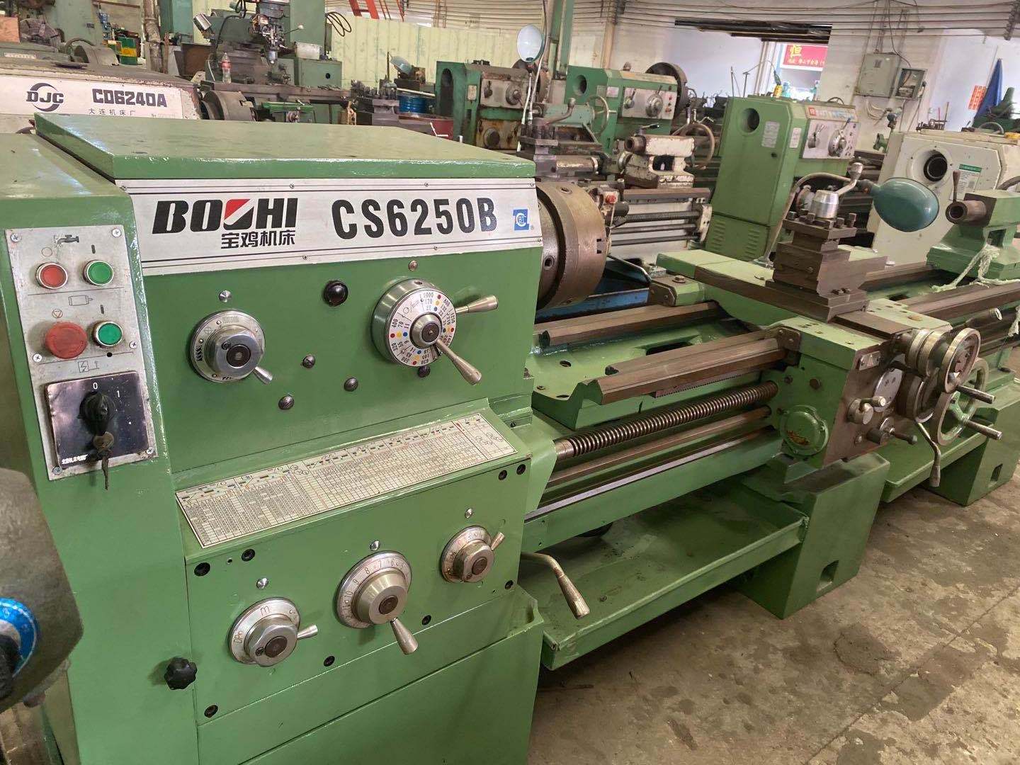 Used 6250 6150 Heavy Duty Lathe Machine China Supplier Lathe Machine Price Cue Repair Lathe 500*2000mm