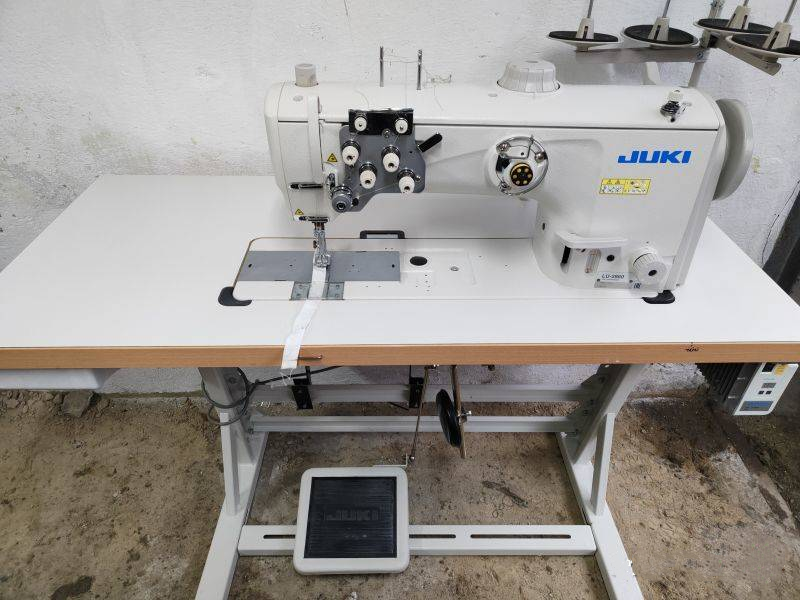 Jukis LU-2860 Double Needle Walking Presser Foot Sewing Machine Direct Drive Vertical Axis Large Hook Lockstitch Sewing Machine