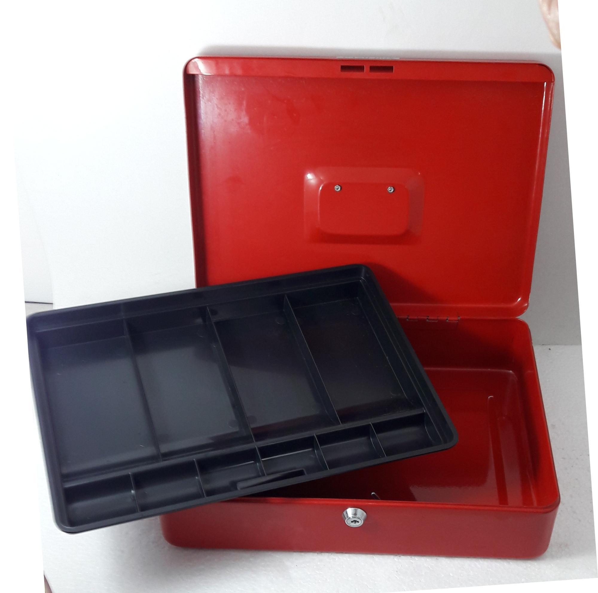 Large Cash Box 14