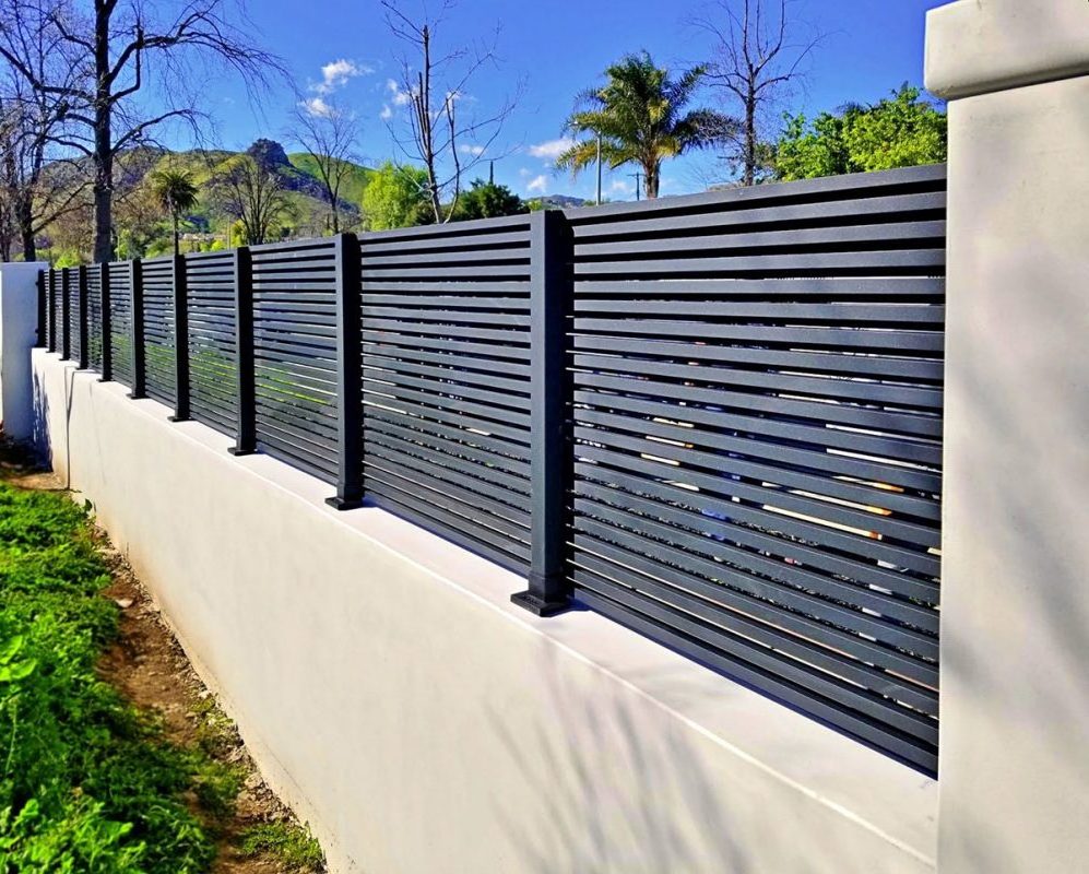 wholesale vinyl plastic fence garden panels simple boundary wall fencing gate