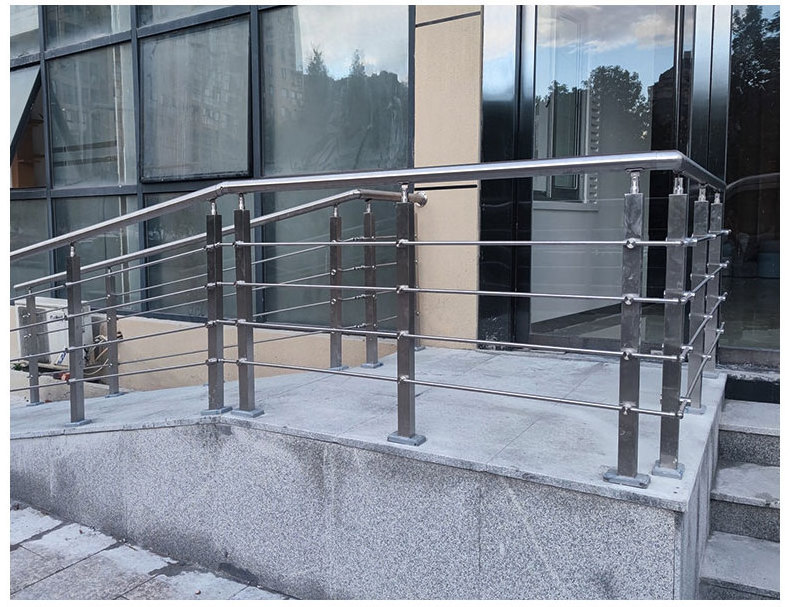 Top Sale Inexpensive Stainless Steel 304 316 Exterior Handrail Decking Balustrade Outdoor baluster Crossbar Railing Post System