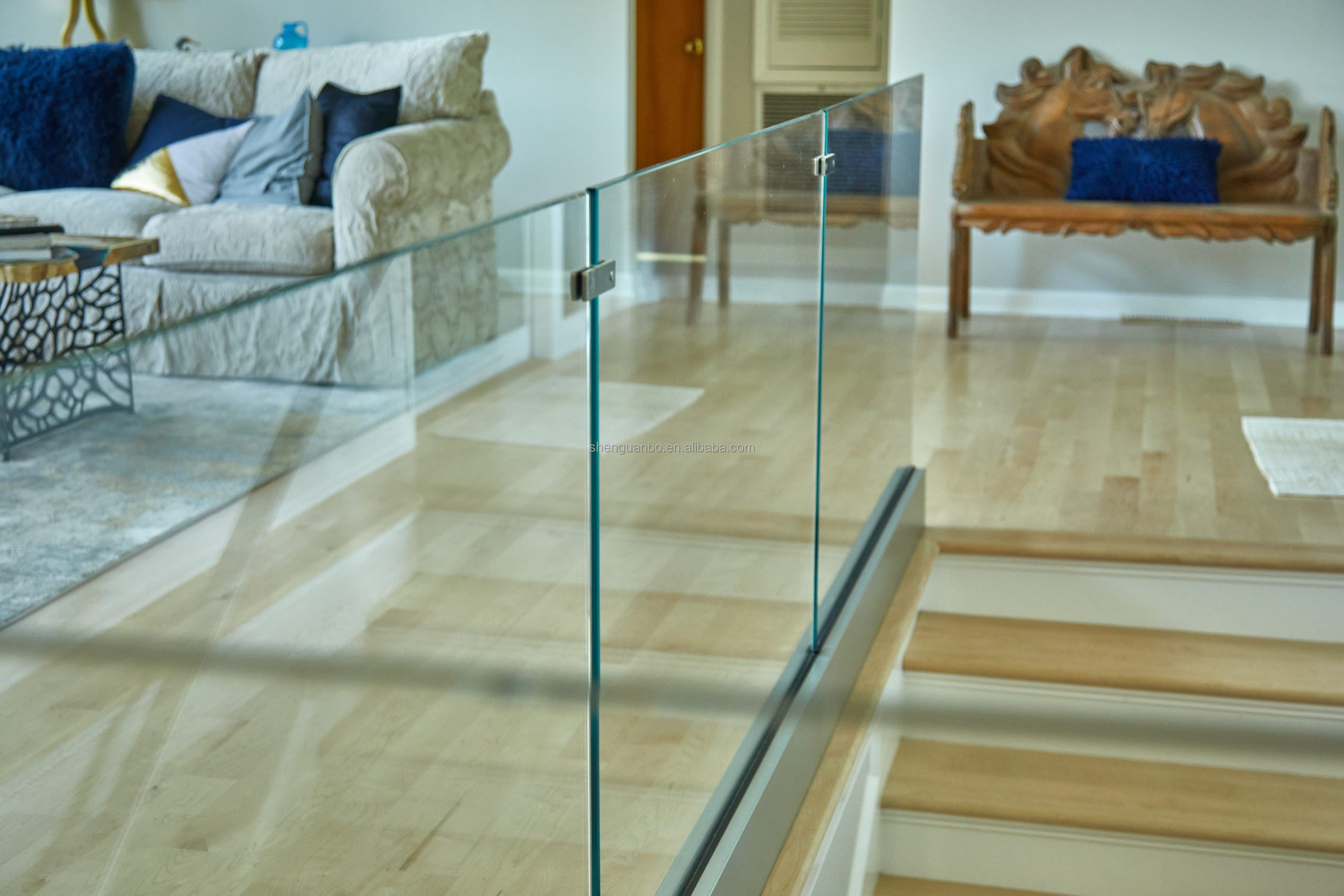 Low maintenance balustrade channel u channel for glass railing temporary pool fencing stair case with glass railing