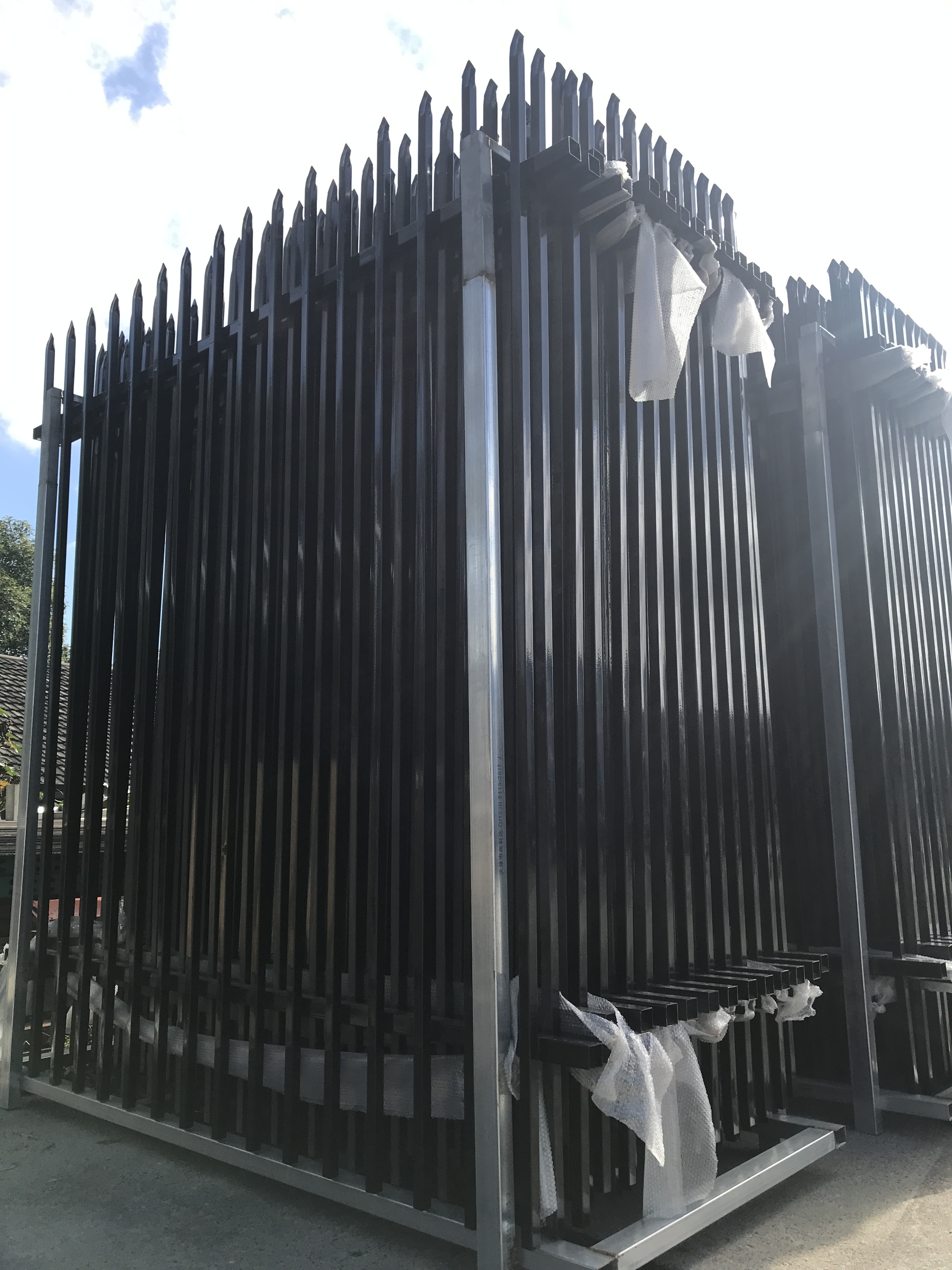 Wholesale Double Swing Wrought Iron Fence Gate Protective Galvanized Steel Fence Gate