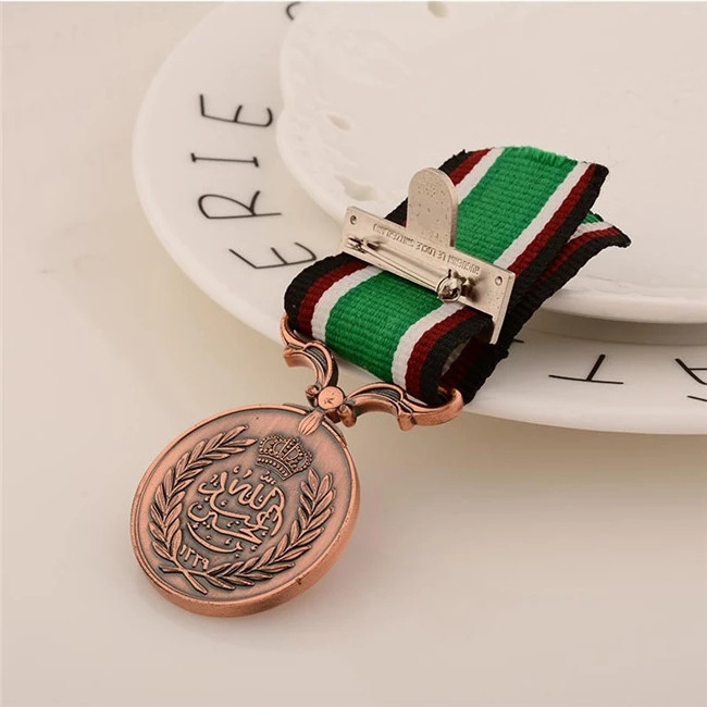 Personalized Antique metal medal with ribbon and gift packing box sports medal souvenir