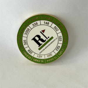 High Quality Free Sample Golf Magnet Gifts Set Challenge Golf Marker Souvenirs Casino Yardage Coin Poker Accessories Poker Chips